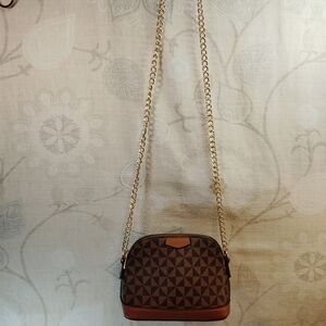 Elegant Brown Geometric Crossbody Bag